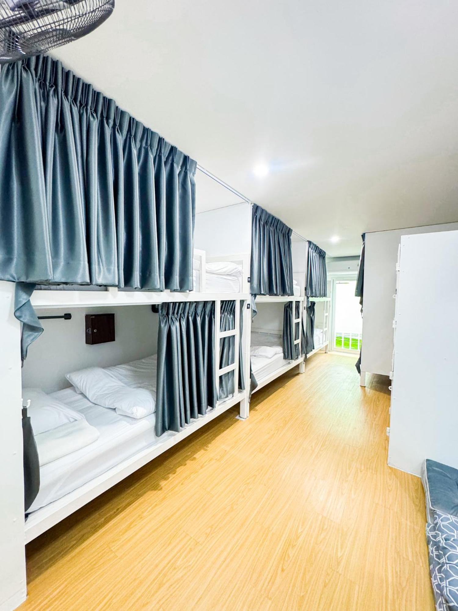 Diff Hostel Бангкок Экстерьер фото